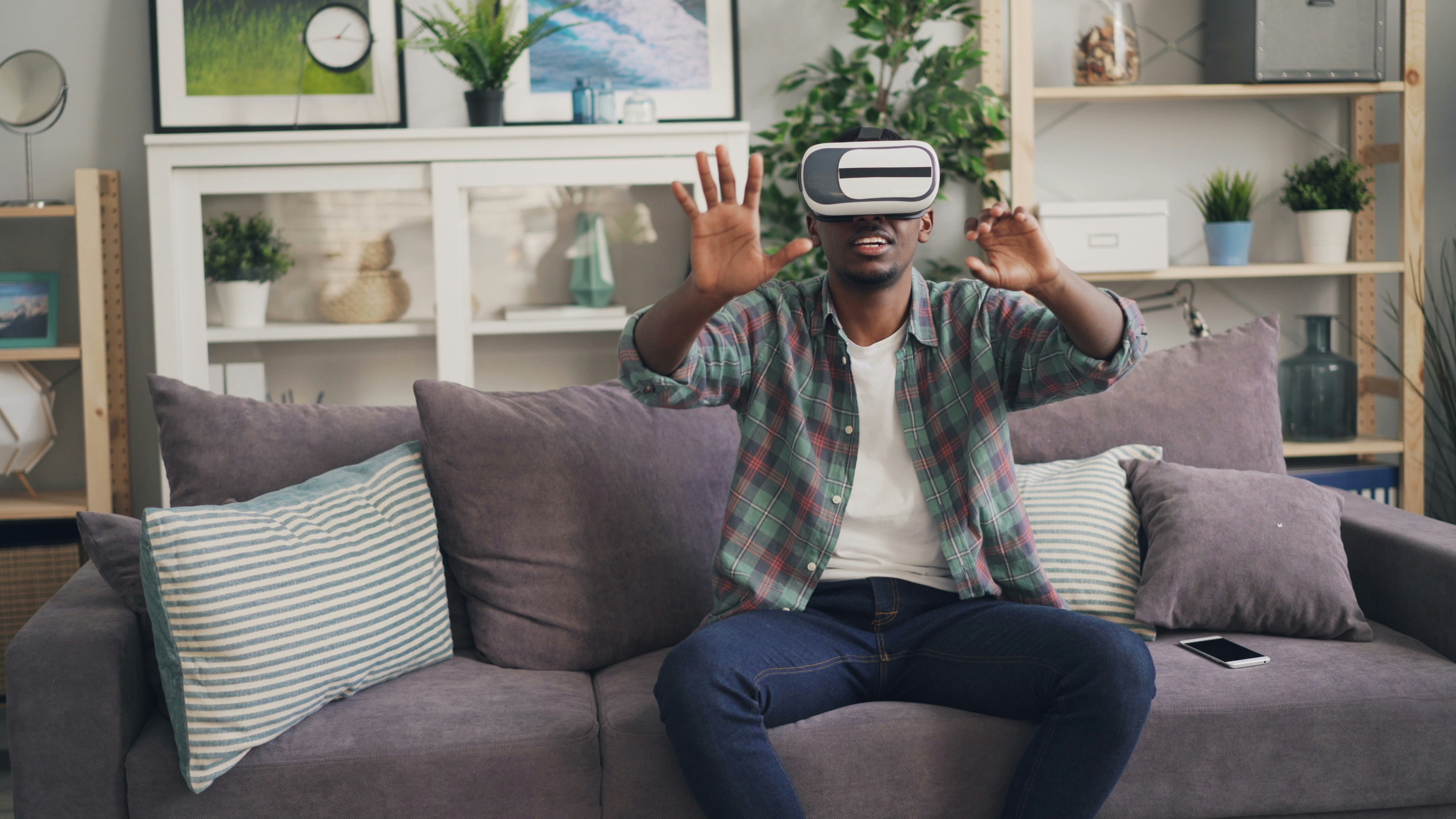 User experiencing VR